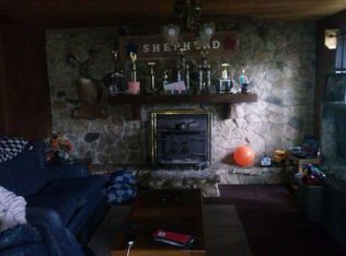 302 E Ohio St, Centerpoint, IN 47840