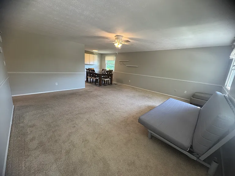 1672 Mars Hill Dr — Photo 5