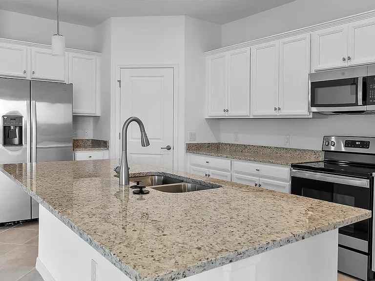 14882 Portico Blvd — Photo 39