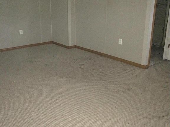 5th image of 25 Ewing Dr #D