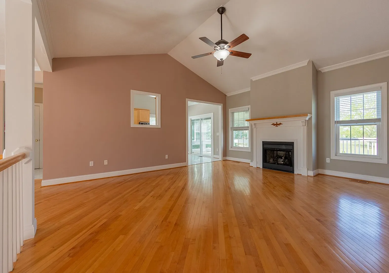 Spacious 4 Bed, 3 Bath Home for Rent Blacksburg Area $3,200/month — Photo 4