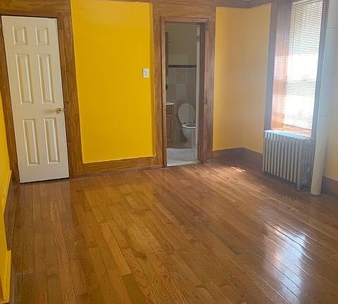 2nd image of 14715 Northern Blvd APT 1P