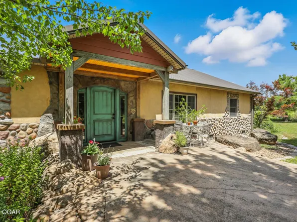 21078 Colt Ln, Diamond, MO 64840