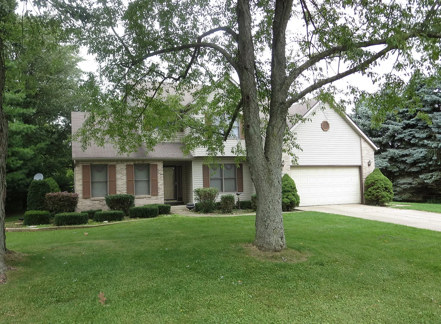 1405 W Horseshoe Bnd photo 1