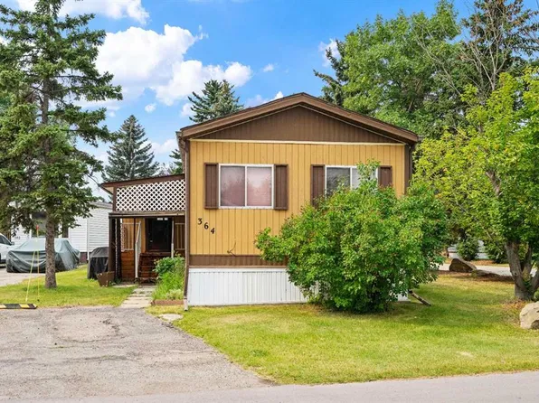 364 Burroughs Cir NE, Calgary, AB T1Y 6K3