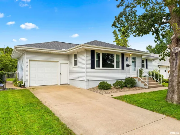 513 E Polk St, Morton, IL 61550