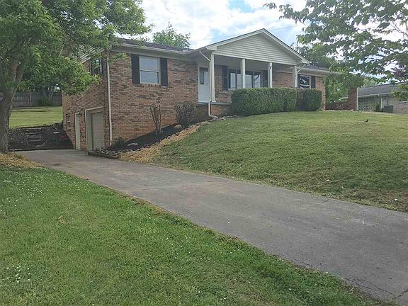 2nd image of 1488 Grand Dr