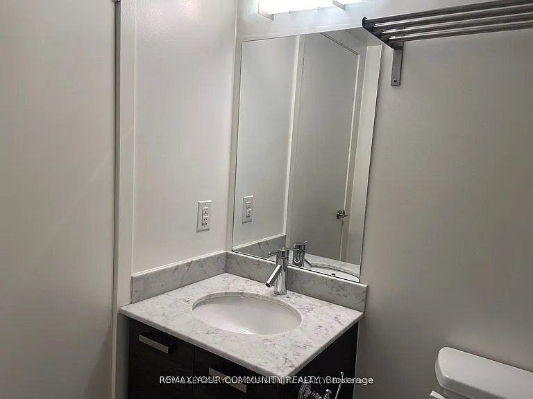 36 Lisgar St #1216W — Photo 14