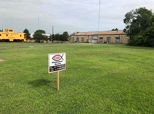 113 E 2nd St, Dewitt, AR 72042