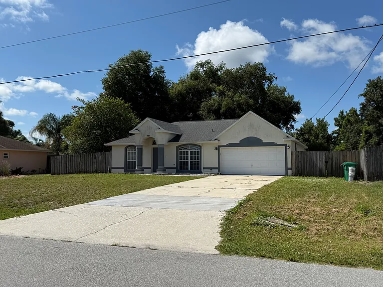 6323 Brack St — Photo 5