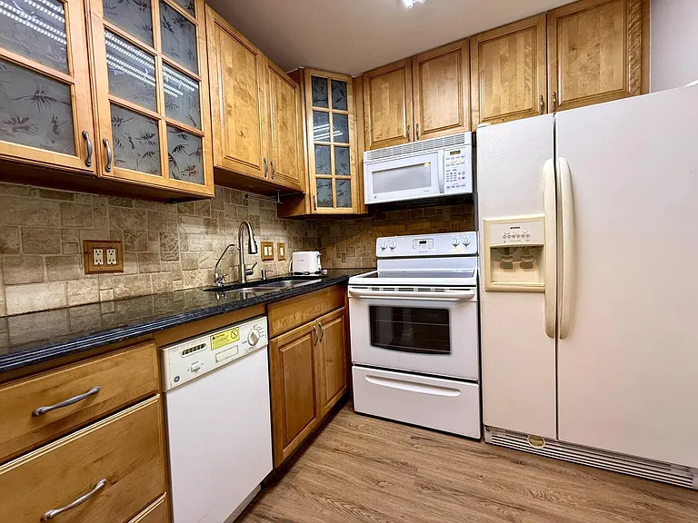 141 Northampton St #141-G — Photo 1