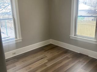 22 Clinton St FLOOR 2, Pawtucket, RI 02861