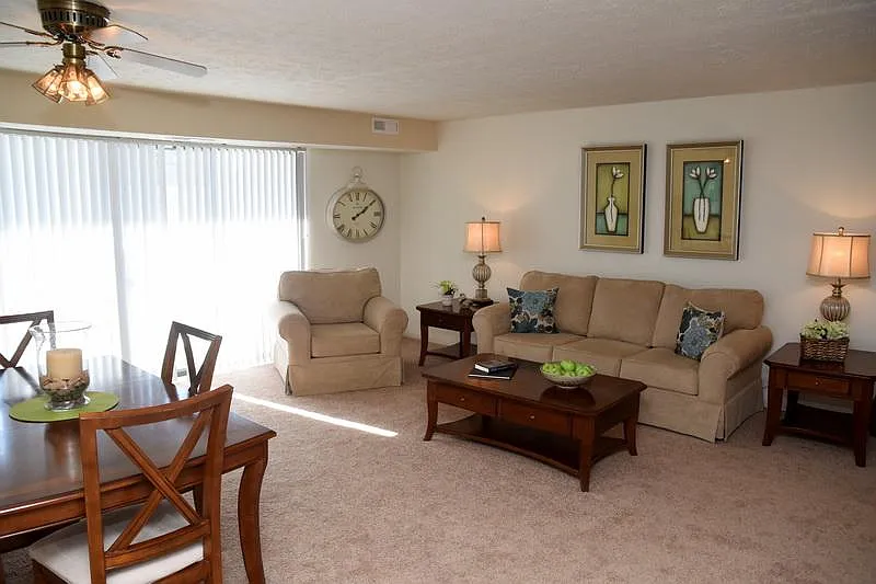 Timber Ridge — Photo 3