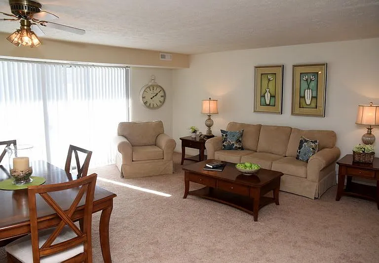 Timber Ridge — Photo 3