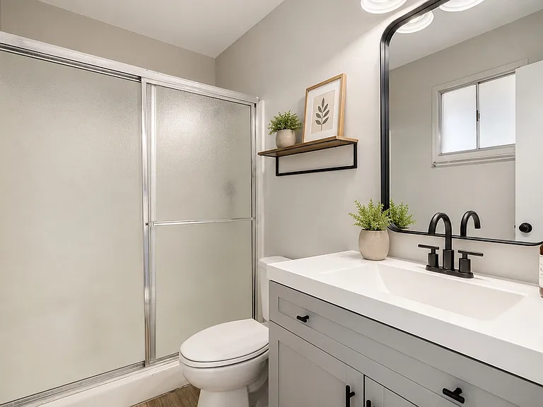 2127 E Tulane Dr — Photo 8