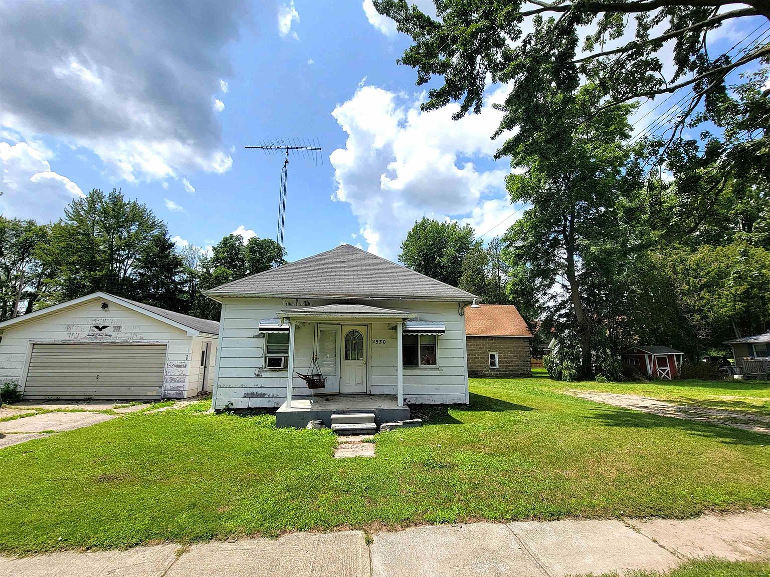 2530 Clara St, Applegate, MI 48401 Zillow
