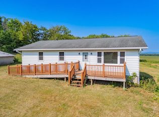 N5303 Dunning Rd, Pardeeville, WI 53954