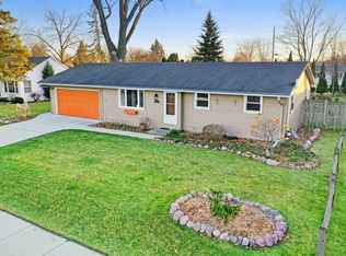 316 E Saint Joseph St, Green Bay, WI 54301