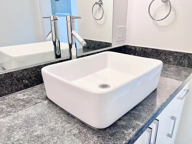 Fairmount Villas — Photo 23