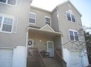 123 Highwood Dr, New Windsor, NY 12553