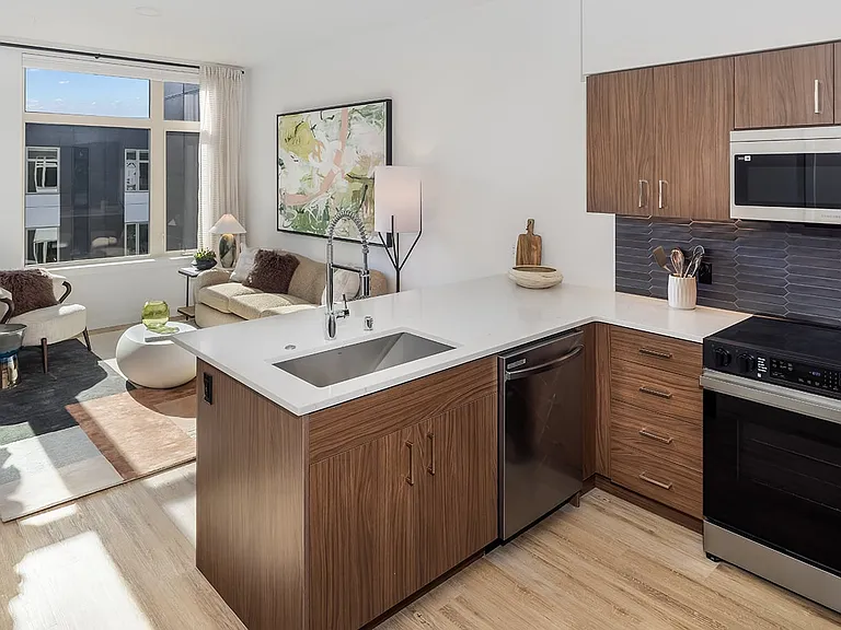 Broadstone Vega — Photo 19
