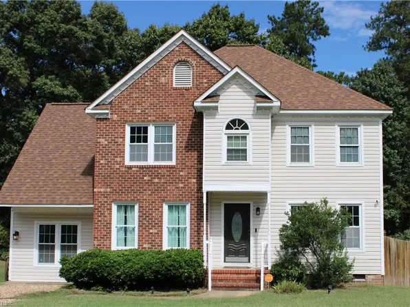 2712 Executive Dr, Chester, VA 23831