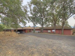 2209 NE Scoville Rd, Grants Pass, OR 97526