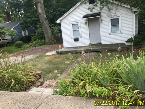 109 N Hilltop Ave, Somerdale, NJ 08083