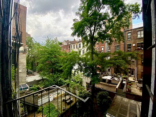 Rented by Corcoran | media 24