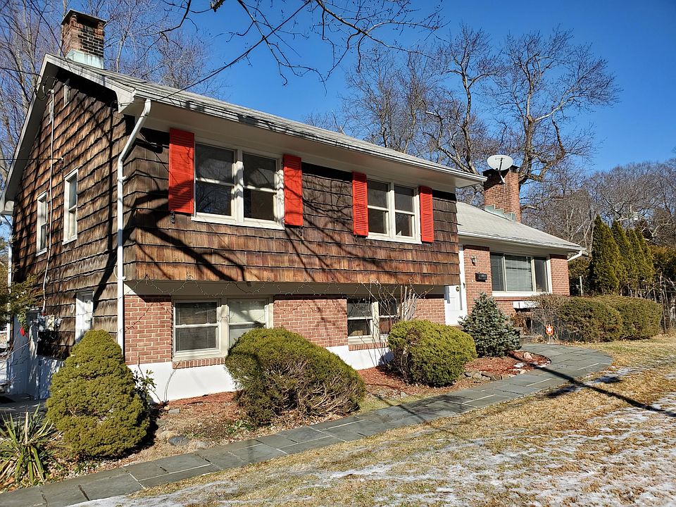 1st image of 215 Harriman Rd
