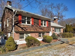 215 Harriman Rd, Irvington, NY 10533