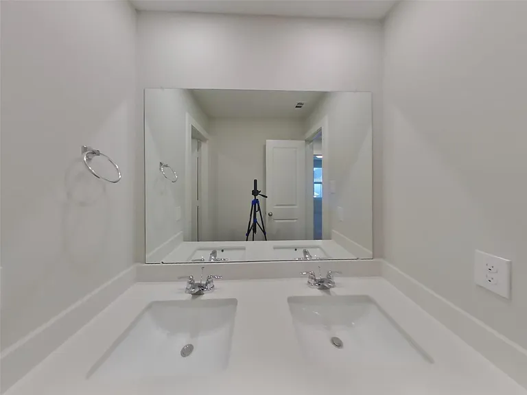 22735 Terrazzo Dr — Photo 13