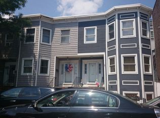 492 E 7th St, South Boston, MA 02127
