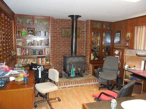 3rd image of 119 Cynthia Ave