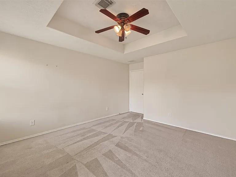 19119 Yaupon Ranch Dr — Photo 31