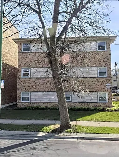 6810 N Northwest Hwy #2C — Photo 3
