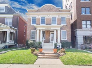6186 McPherson Ave, Saint Louis, MO 63112
