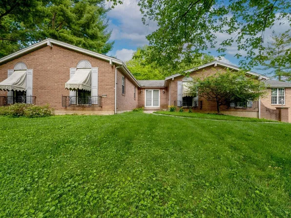 2240 Neeb Rd, Cincinnati, OH 45233