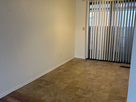 2nd image of 1415 W Yakima Ave APT D