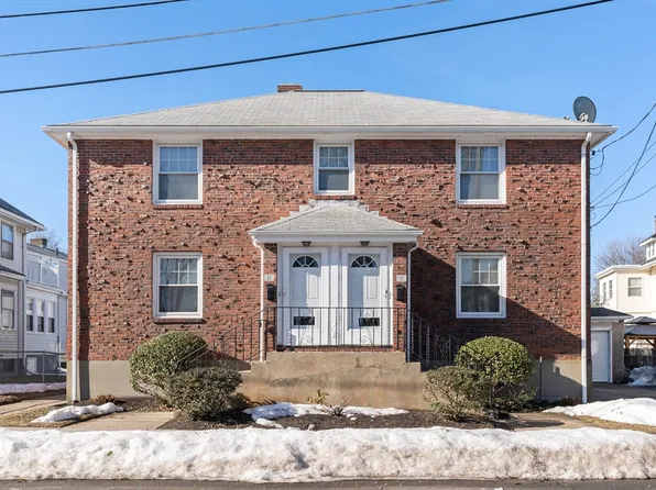 11 Pond St #11, Watertown, MA 02472