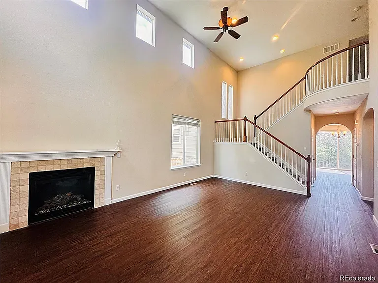 4 bed, 3473 sqft, $3,680 — Photo 3