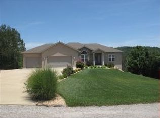 551 Austin Pl, Branson West, MO 65737