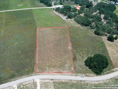 241 Stallion Trl, Natalia, TX, 78059