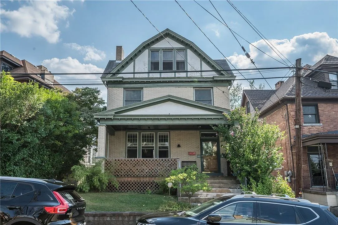 1643 Hillsdale Ave photo 1