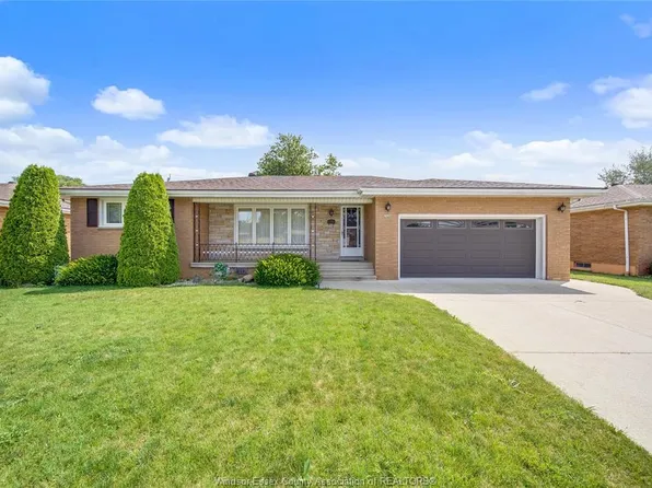 2506 Longfellow Ave, Windsor, ON N9E 2K9
