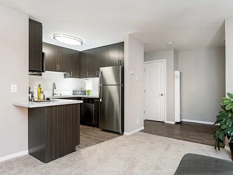 Village Square Apartments — Photo 9