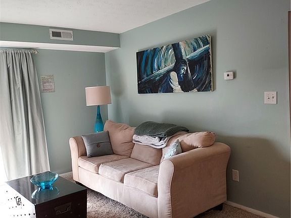 4th image of 16395 Heather Ln APT 303