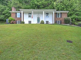 2145 Longreen Rd, Kingsport, TN 37660