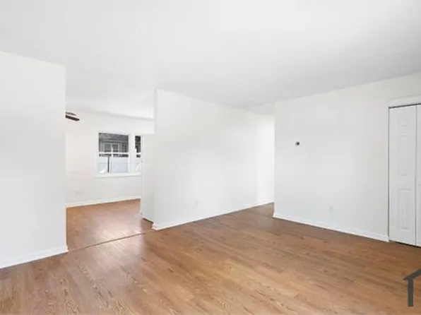 3221 Snowberry Dr, Raleigh, NC 27610