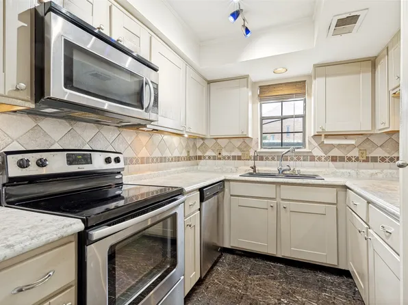 3635 Garden Brook Dr APT 14100, Farmers Branch, TX 75234